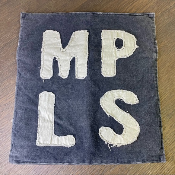MPLS Minneapolis Canvas 17" Square Accent Pillow Sham Distressed Black Ivory - Picture 2 of 5